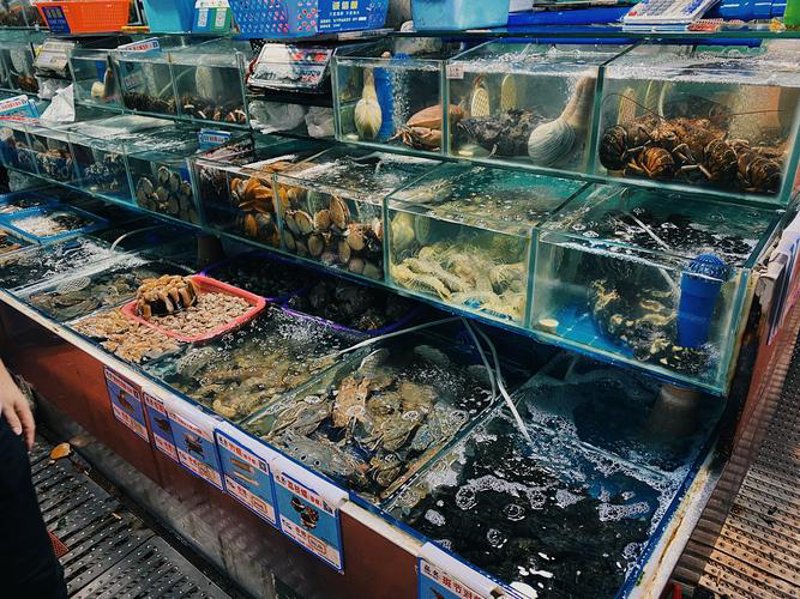 山海天超市：便民服务的绿色航标